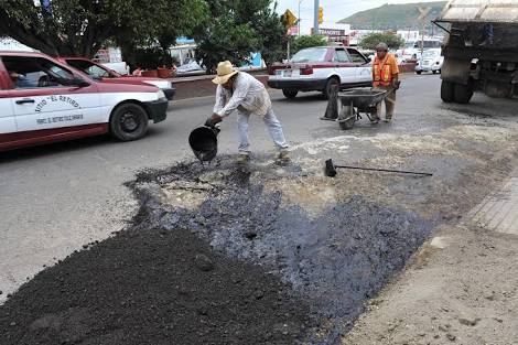 Existen obras asegura Sinfra; invertirá cerca de 50 mdp para “parchar” calles