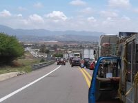 Con bloqueo piden operativos contra el pirataje en Nochixtlan