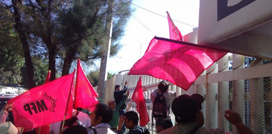 Sol Rojo cierra SEDESOL y SCT