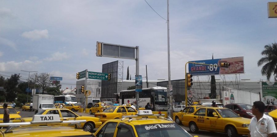 CATCEO bloquea Avenida Universidad y Símbolos Patrios