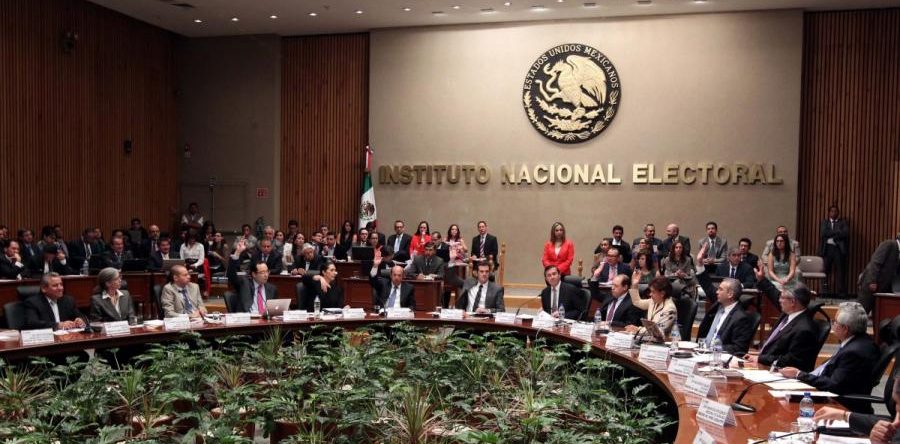 Detecta INE 10 mil observaciones en fiscalización de candidatos