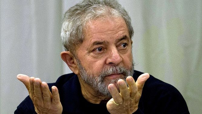 Ordenan y revocan en un mismo día la libertad de Lula da Silva