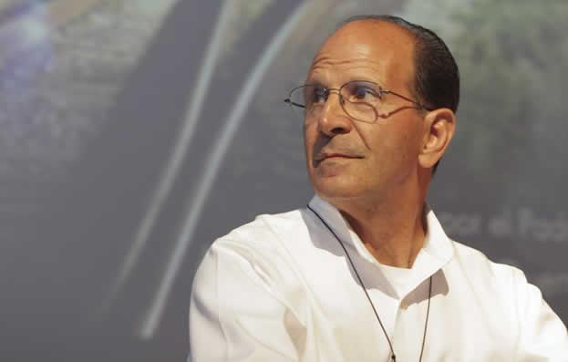 Padre Solalinde fue el vínculo para el fideicomiso de Morena: afectados de sismo