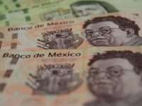 Peso mexicano aumenta su valor en plena jornada electoral