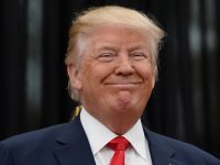 La mitad de Estados Unidos cree que Donald Trump es racista