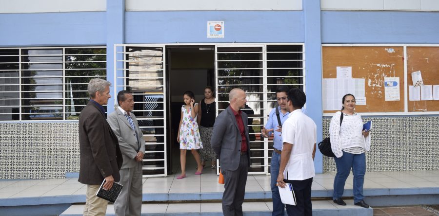 Auspicia FMC-UABJO protocolo de investigación para curar el Cáncer de Mama