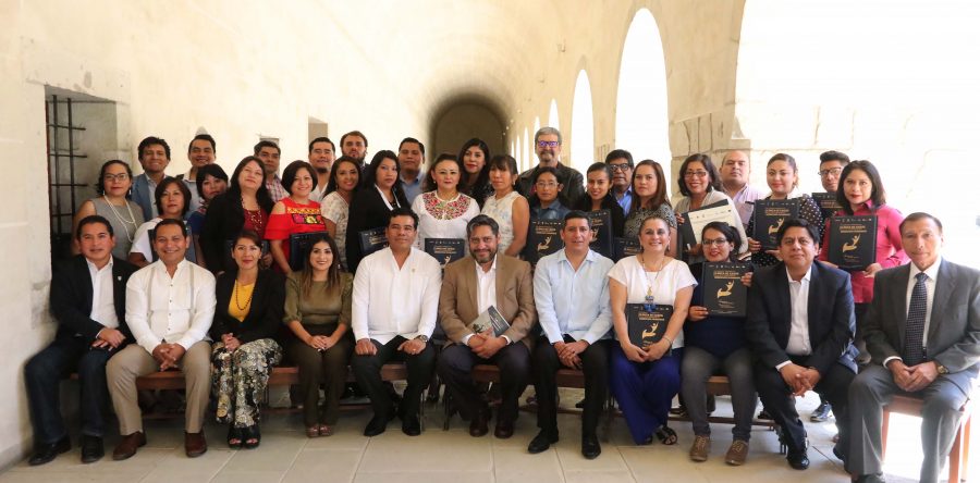 UABJO remueve mentalidades y forma generaciones de activistas por la paz: Rector