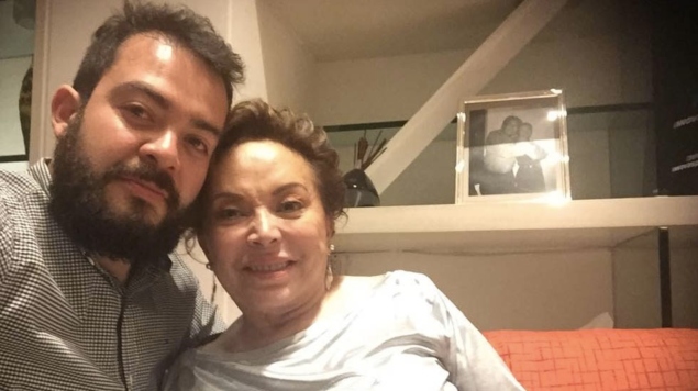Circula en redes nueva fotografía de Elba Esther Gordillo junto con integrante del sindicato