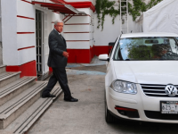 AMLO se reúne con futuros secretarios de su Gobierno