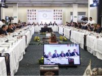 AMLO se reúne con la Conago