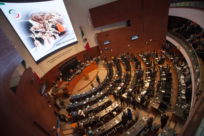 Adiós, al Senado infame