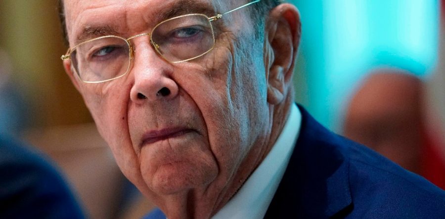 Aranceles a autos, sujetos a diálogo con Europa y TLCAN: Ross