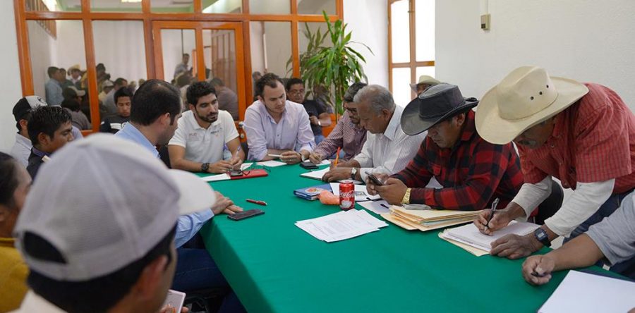 Atiende SSO peticiones de habitantes del distrito de Etla