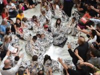 Autoridades migratorias coaccionan a migrantes separados de sus hijos