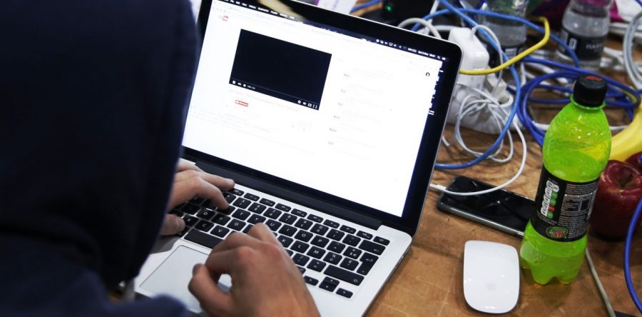 Bancos afectados por hackeo ya cobraron seguros, afirma THB México