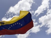 Basta de excusas, Venezuela está al borde del colapso: Bloomberg
