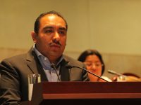 Solicita Antonio Mendoza incrementar la calidad y cantidad de útiles escolares del programa “Vamos juntos a la escuela”