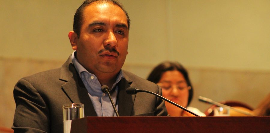 Solicita Antonio Mendoza incrementar la calidad y cantidad de útiles escolares del programa “Vamos juntos a la escuela”