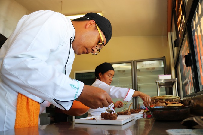 Inaugura ICAPET Concurso Estatal de Gastronomía 2018