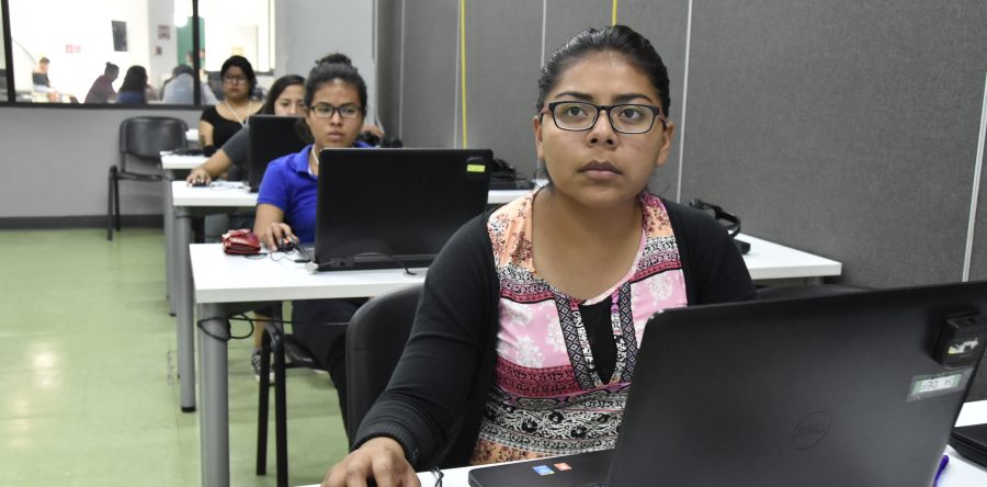 Acercan a jóvenes cursos de diseño gráfico