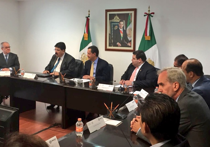 Campa Cifrián, dispuesto a reunirse con Gómez Urrutia