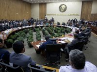 Detectan en el INE cúmulo de excesos en su presupuesto