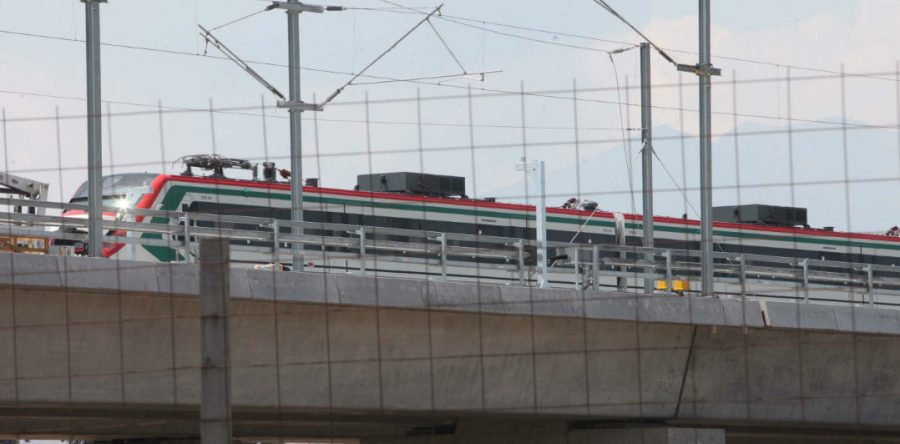 El Tren México-Toluca, una “imposición” que avala López Obrador