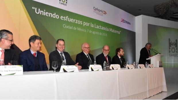 El mensaje político es que las decisiones las toman los hombres: Regina Tamés sobre conferencia de lactancia