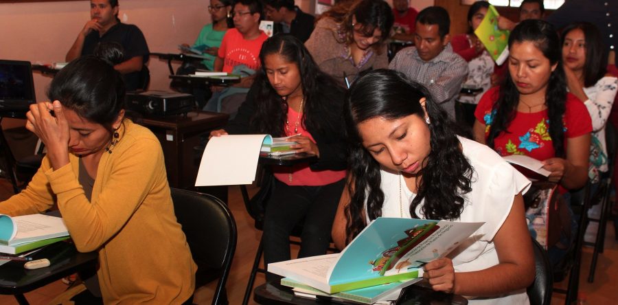 Imparten curso a jóvenes que incursionan en el sector agroalimentario