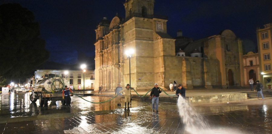 Implementa Gobierno Municipal operativo de lavado en espacios públicos de la ciudad