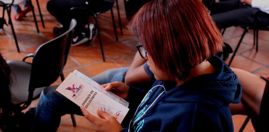 Instituto de la Mujer concientiza sobre el embarazo adolescente