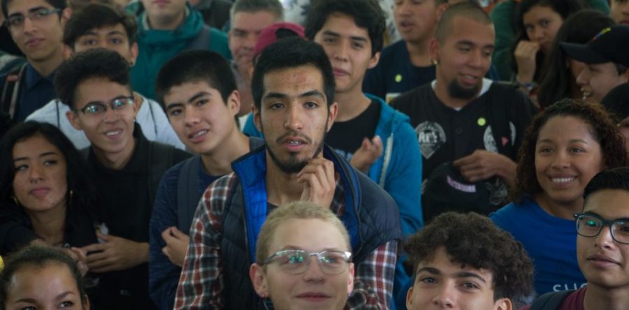 La realidad de la juventud en México: pobreza, discriminación e incumplimiento de sus derechos