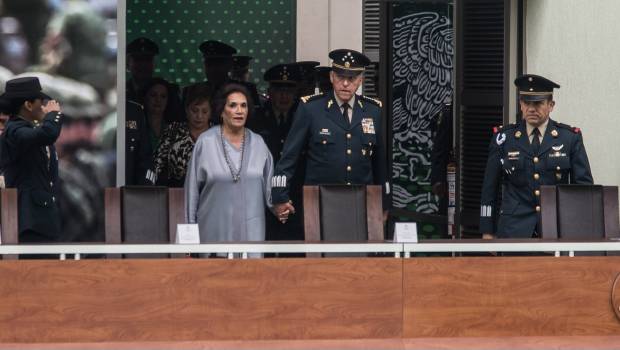 Llama Cienfuegos a Ejército y Marina a ser cada vez más competentes