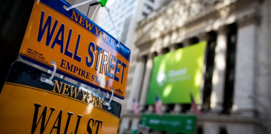 Mercados se ‘pintan de verde’ al inicio de la semana