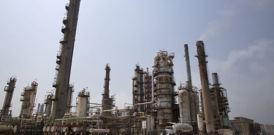 Modernizar las refinerías de Pemex costaría 50 mil mdp: AMLO