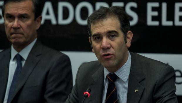 Niega Córdova gasto excesivo en el INE