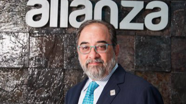 No den por muerto al Panal, no perderá el registro: Luis Castro