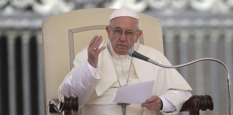 Papa Francisco se reunirá con víctimas de curas pederastas en Dublín