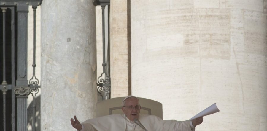 Pide Irlanda a Iglesia indemnizar muertes de bebés en orfanato