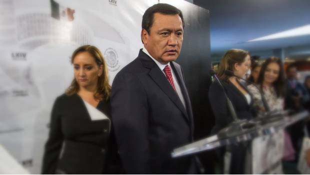 Pide Osorio Chong analizar cifras antes de afirmar que se deja un país en pedazos