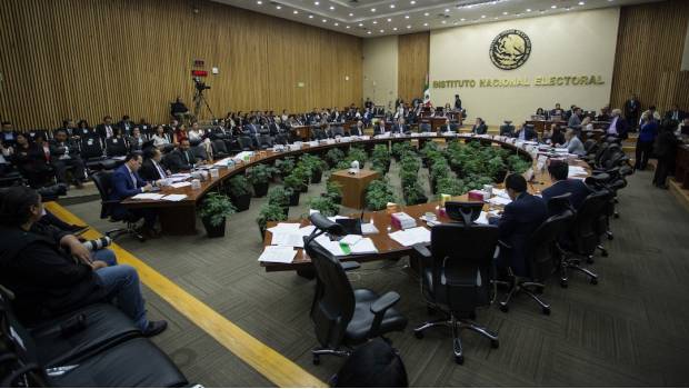 Prevé INE sanciones por 329 mdp por irregularidades en campañas
