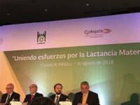 Rechazan foro de lactancia encabezado por hombres