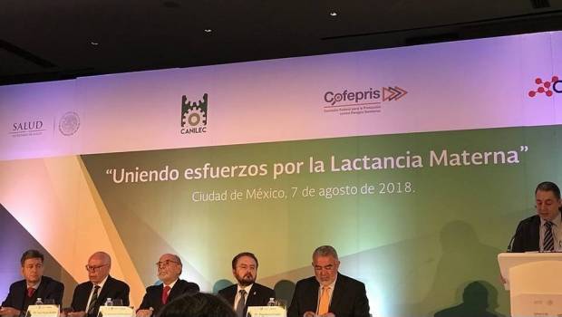Rechazan foro de lactancia encabezado por hombres