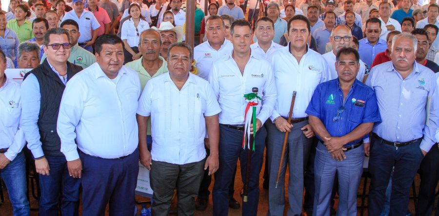 Refrenda AMH apoyo a la industria forestal sustentable de Oaxaca