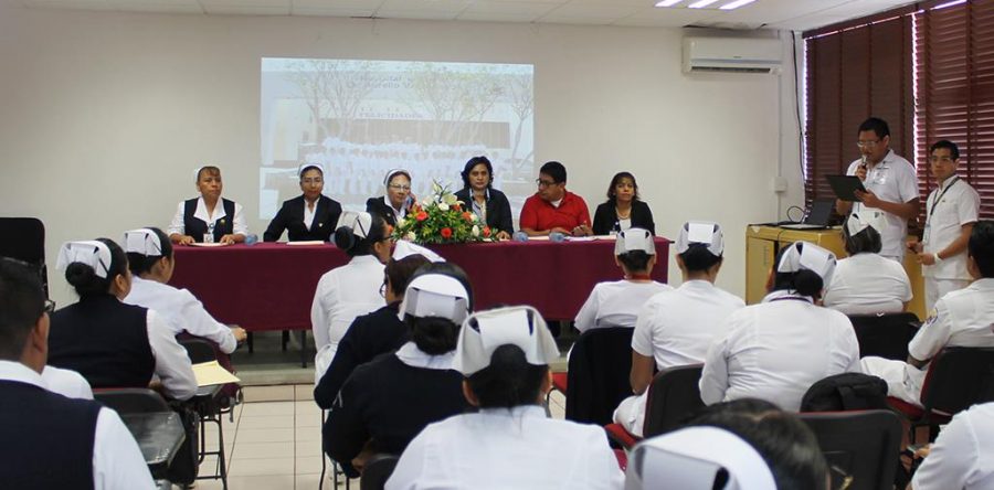 Pasantes de Enfermería concluyen  Servicio Social  en el Hospital General