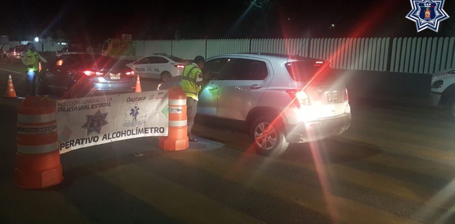 Detiene SSPO a 44 conductores en Operativos Alcoholímetro