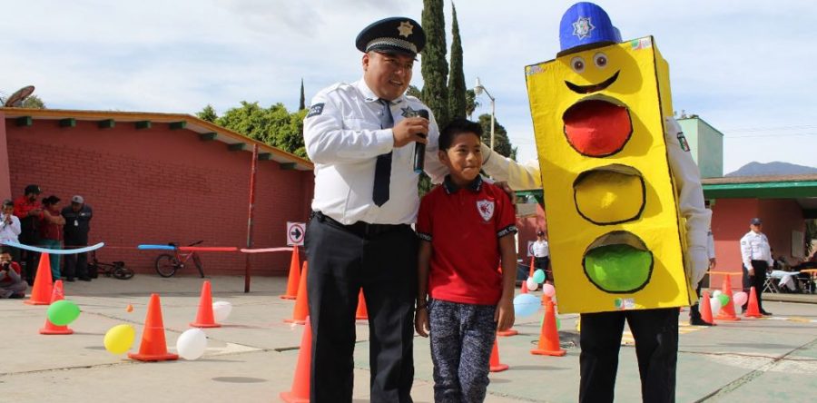 Siguiendo las instrucciones del presidente Raúl Cruz se mantienen los programas de vialidad y movilidad en Santa Lucía