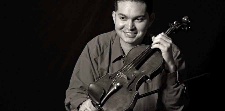 Simón Gollo, director invitado en conciertos de la Orquesta Sinfónica de Oaxaca