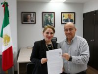 Trabajan IEEPO y Coreturo en la regularización de 540 predios de escuelas