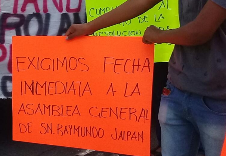 Exigen reconocimiento de edil en San Raymundo Jalpan